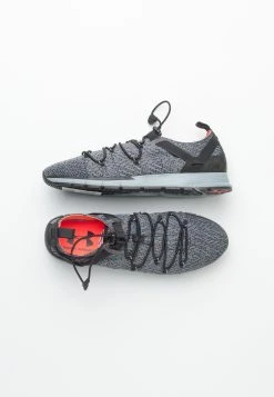 Under Armour Obuwie Hikingowe - Grey
