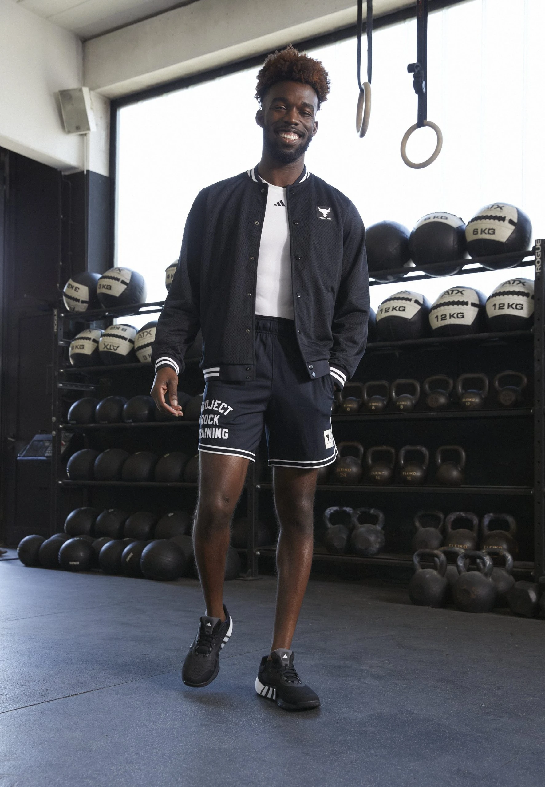 Under Armour PENNY - Krótkie Spodenki Sportowe - Black/white - obrazek 2