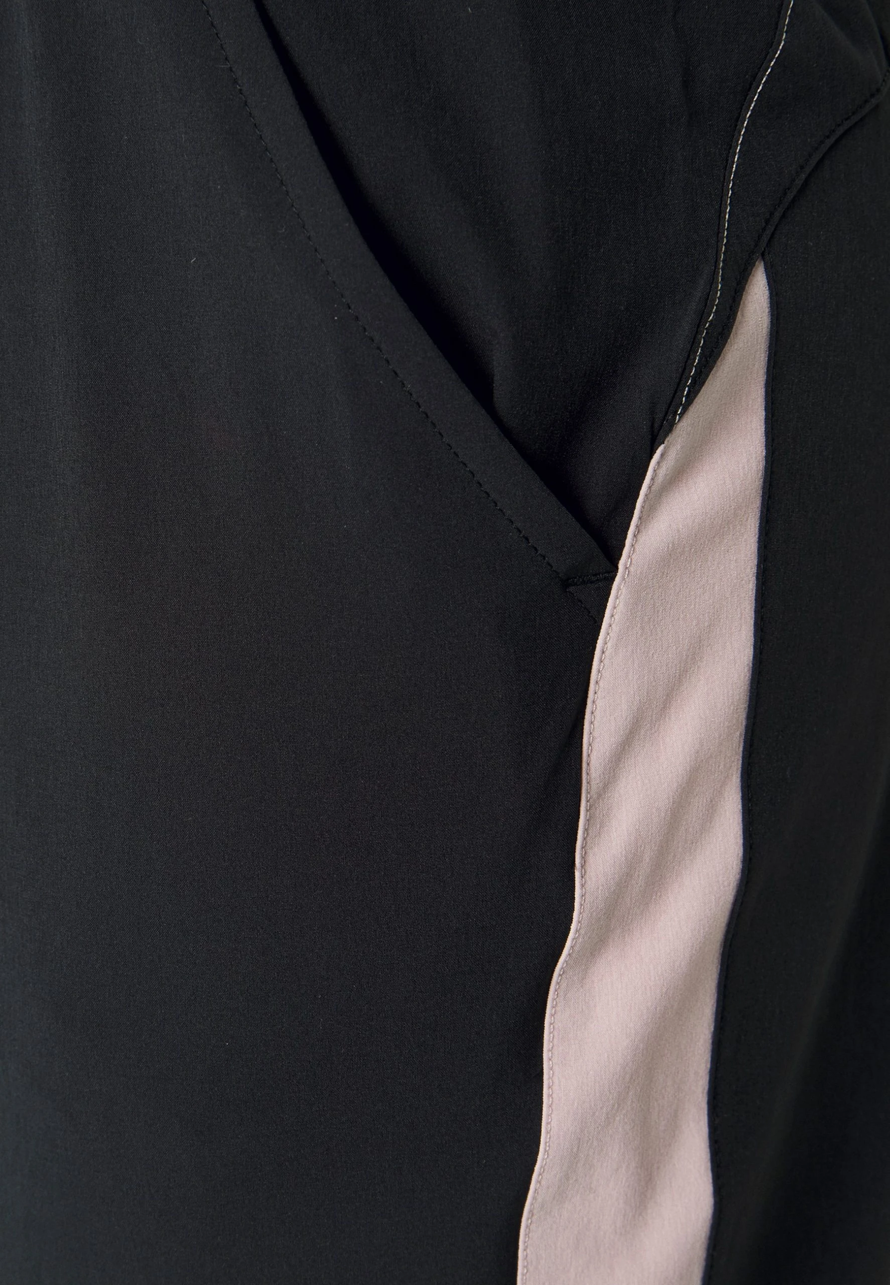 Under Armour SPORT PANT - Spodnie Treningowe - Black/white/retro Pink - obrazek 3