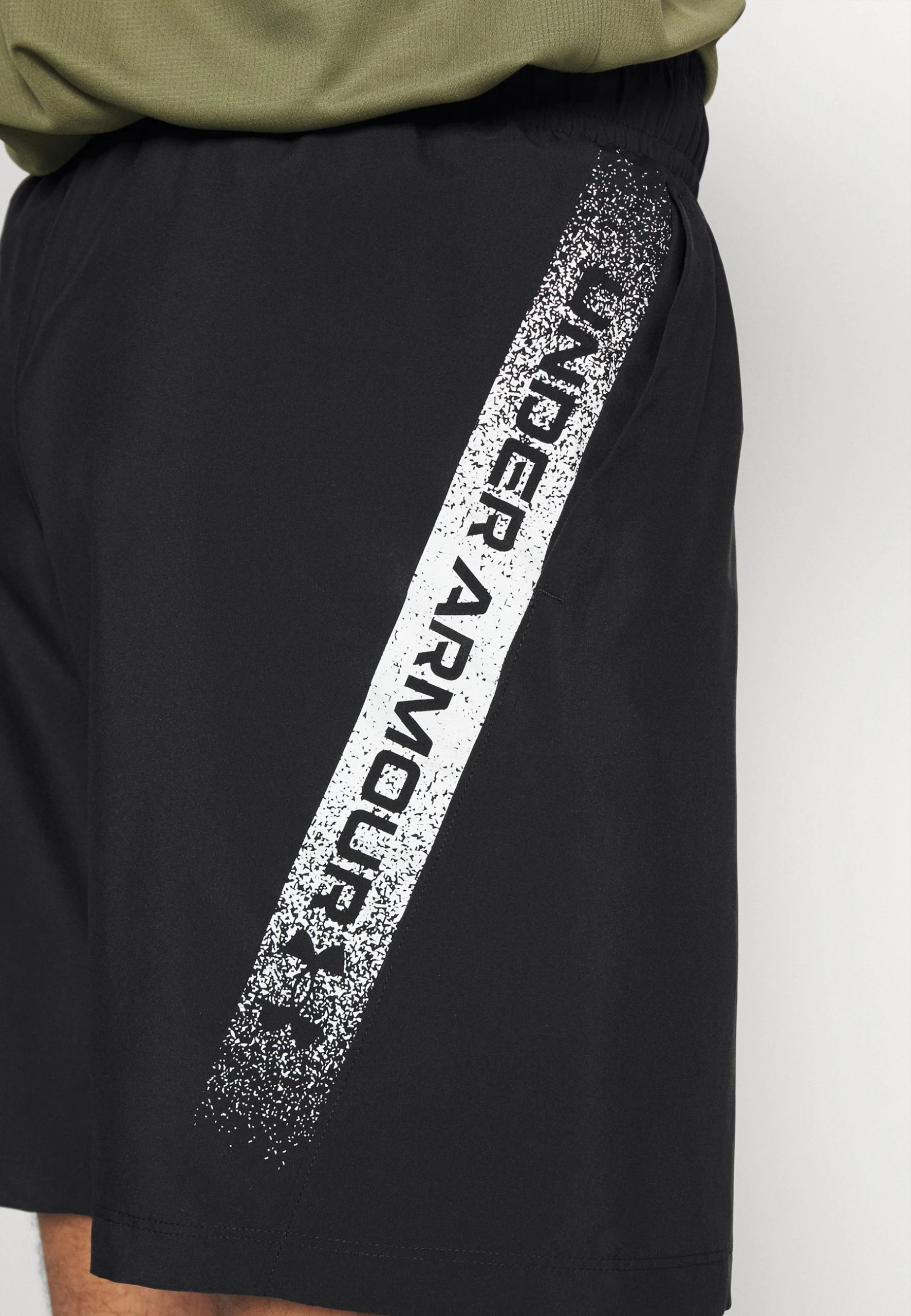 Under Armour GRAPHIC - Krótkie Spodenki Sportowe - Black/white - obrazek 6