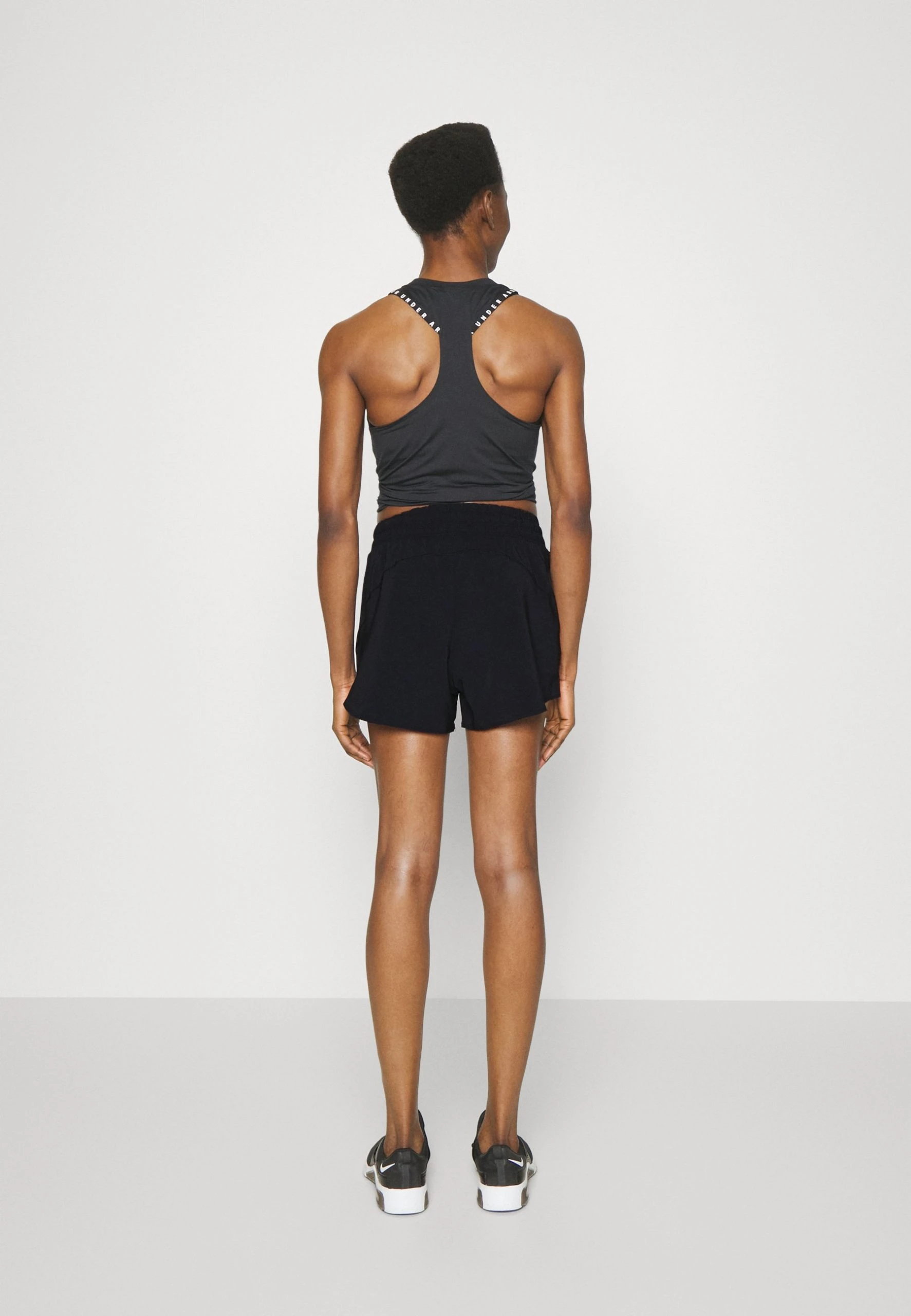 Under Armour FLEX SHORT - Krótkie Spodenki Sportowe - Black - obrazek 3