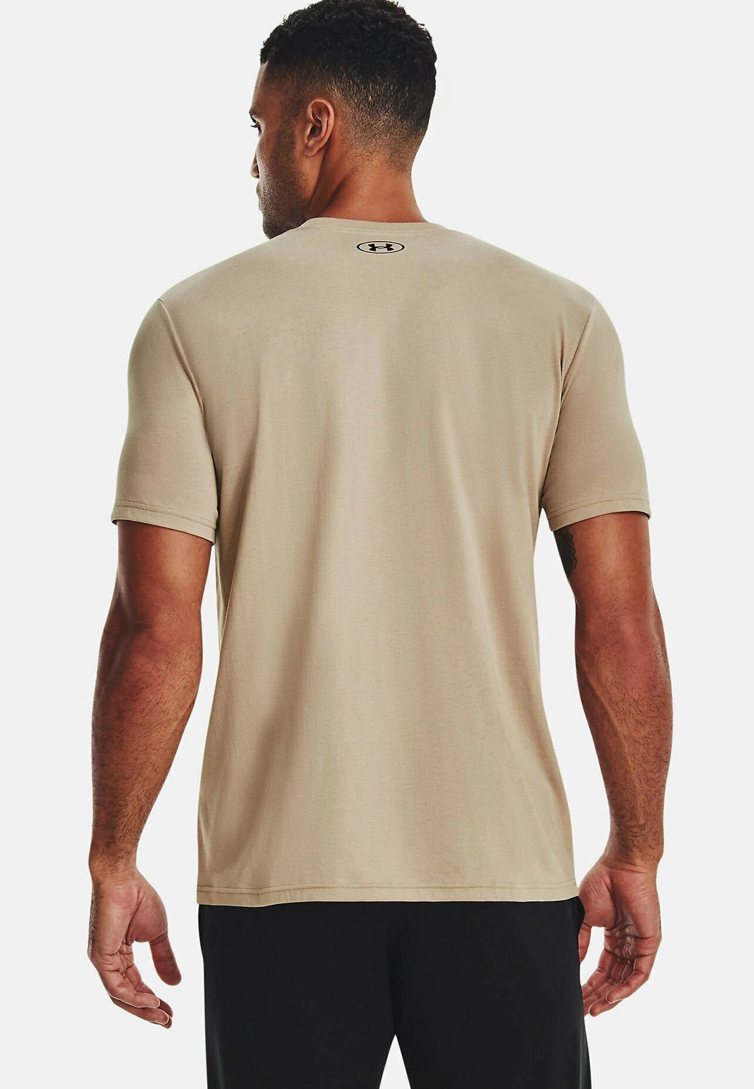 Under Armour ABC CAMO BOXED LOGO - T-shirt Z Nadrukiem - Sahara - obrazek 3