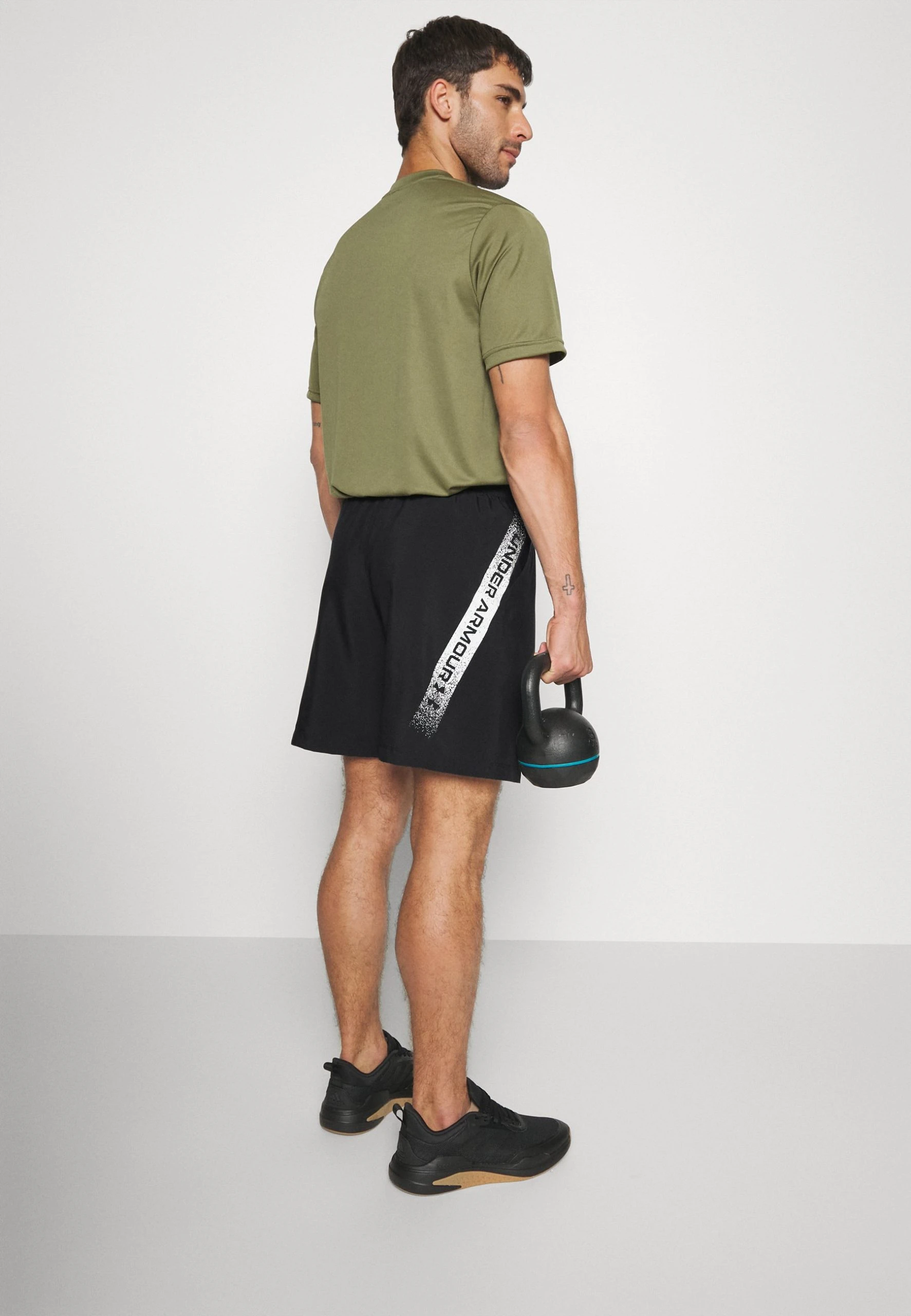 Under Armour GRAPHIC - Krótkie Spodenki Sportowe - Black/white - obrazek 4