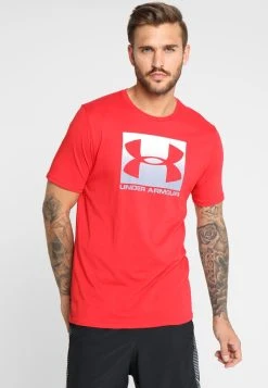 Under Armour BOXED STYLE - T-shirt Z Nadrukiem - Red/steel