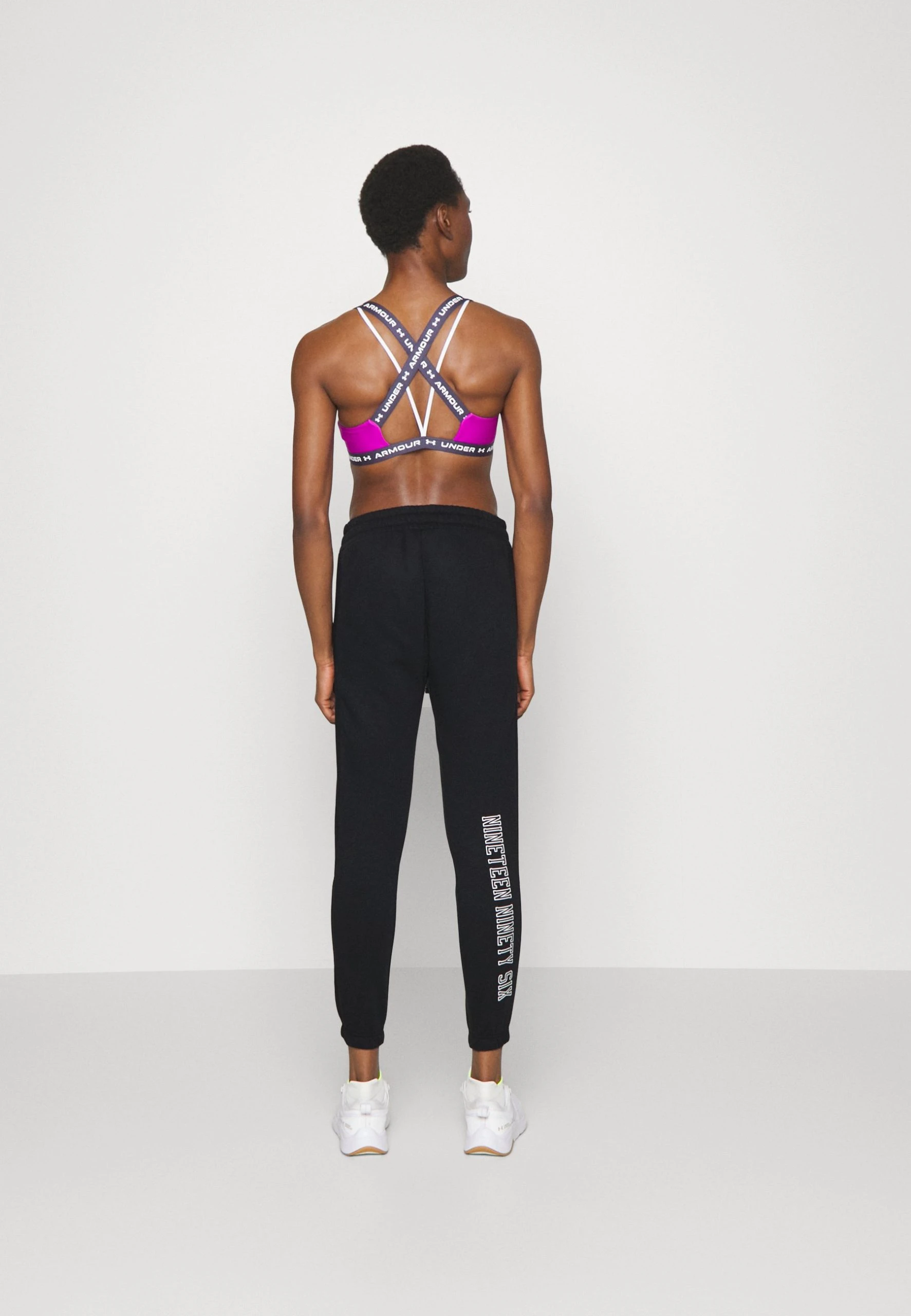 Under Armour RIVAL PANT - Spodnie Treningowe - Black/white - obrazek 3